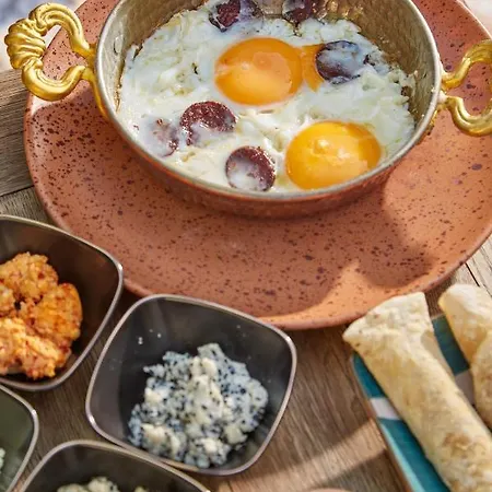 Morisi Avlu * ألاتشاتي