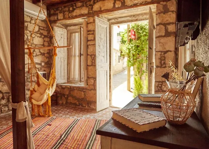 Morisi Avlu Алачати