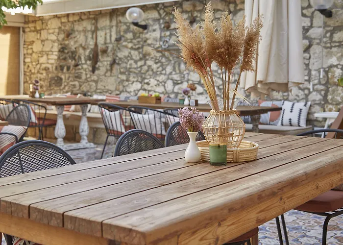 Morisi Avlu Алачати