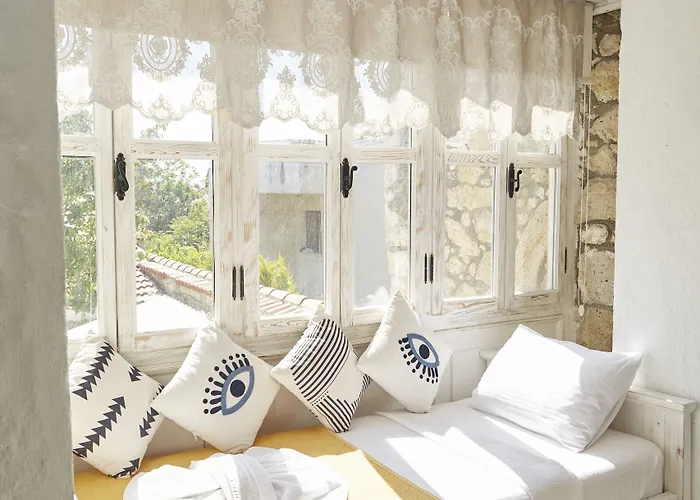 Morisi Avlu Hotel Alaçatı